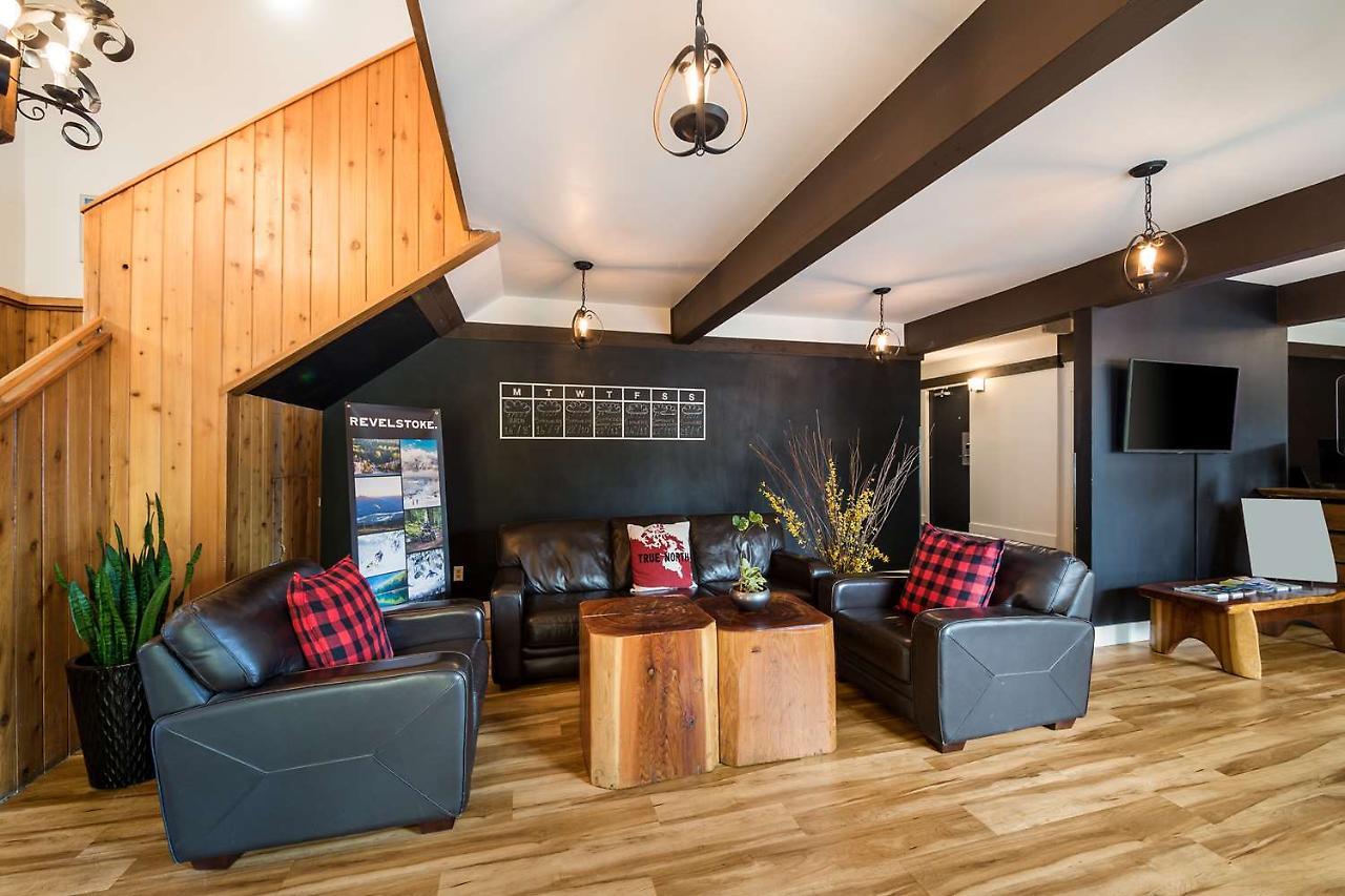 Stoke Hotel Surestay Collection By Best Western Revelstoke Exteriér fotografie