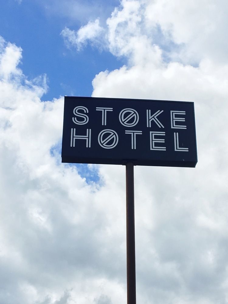 Stoke Hotel Surestay Collection By Best Western Revelstoke Exteriér fotografie